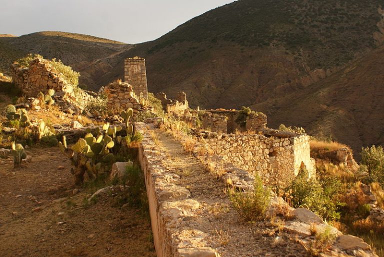 Pueblo_fantasma_en_Real_de_Catorce